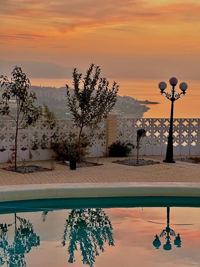 Villa Carmen Nerja Exterior photo